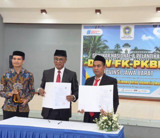 MOU UNIVERSITAS & SEKOLAH TINGGI BERSAMA FK-PKBM JAWA BARAT TANGANI ANAK TIDAK SEKOLAH DI JAWA BARAT